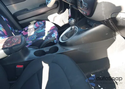 2017 Kia Soul + z USA, uszkodzony, nr VIN KNDJP3A54H7411724